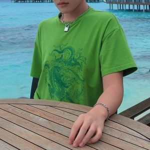 Retro green dragon printed graphic T-shirt